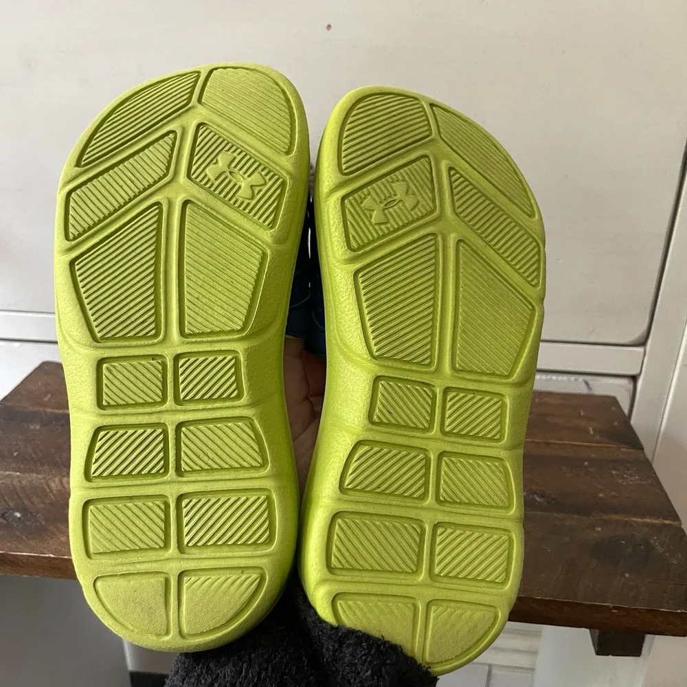 Under Armour Kids UA Blue Green Slip On Slides Sandals Size US 1Y Summer‎